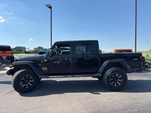 2020 Jeep Gladiator Overland