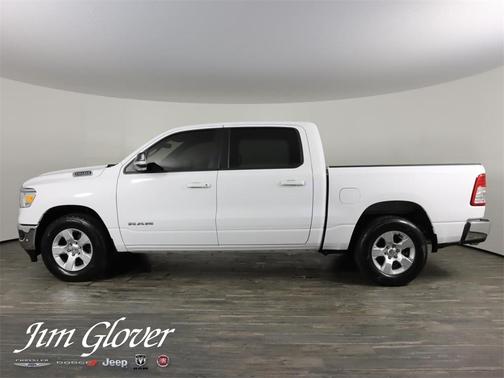 Photo 5 of 34 of 2022 RAM 1500 Big Horn