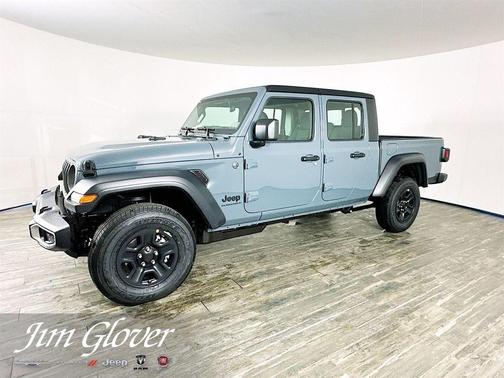 2026 Jeep Gladiator Sport