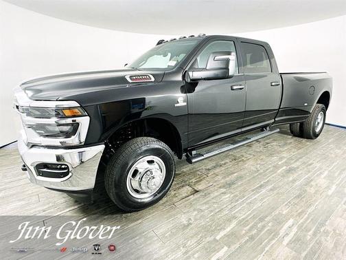 Diamond Black 2026 RAM 3500 Tradesman