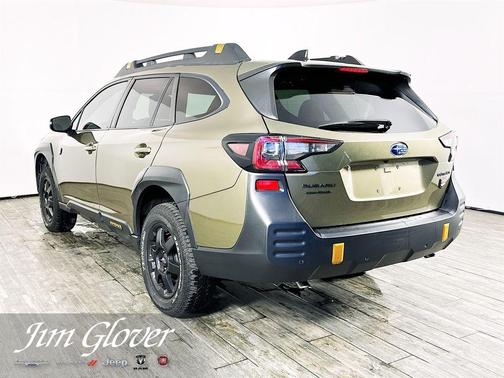 Autumn Green Metallic 2024 Subaru Outback Wilderness