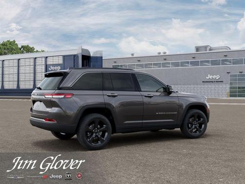 Metallic 2026 Jeep Grand Cherokee Limited
