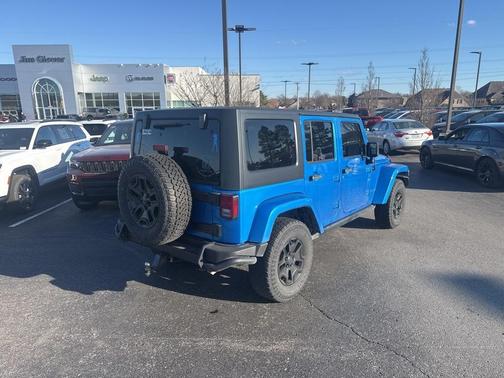 2016 Jeep Wrangler Unlimited Sahara