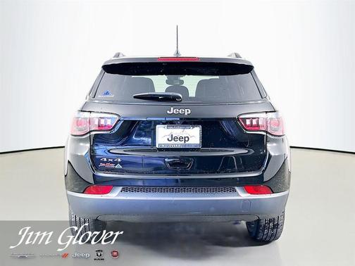 Diamond Black 2026 Jeep Compass Latitude