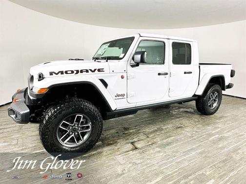 Bright White Clearcoat 2026 Jeep Gladiator Mojave