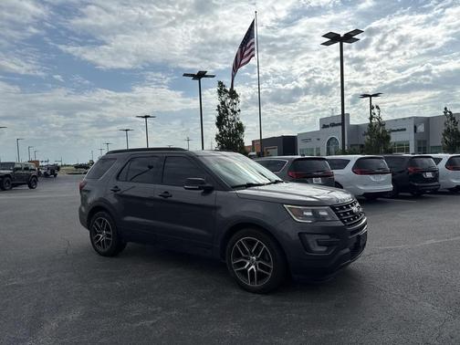 2017 Ford Explorer sport
