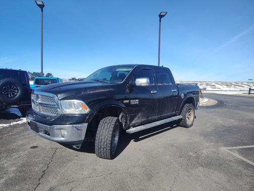 2017 RAM 1500 Laramie