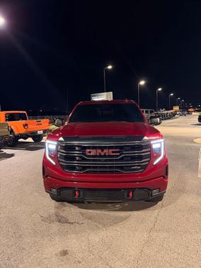 2022 GMC Sierra 1500 AT4
