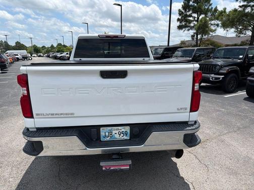 Summit White 2022 Chevrolet Silverado 2500 LTZ