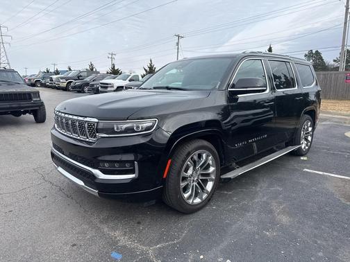 2023 Jeep Grand Wagoneer Series II