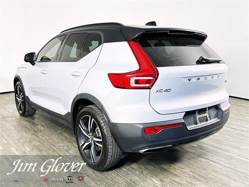 2020 Volvo XC40 T5 R-Design