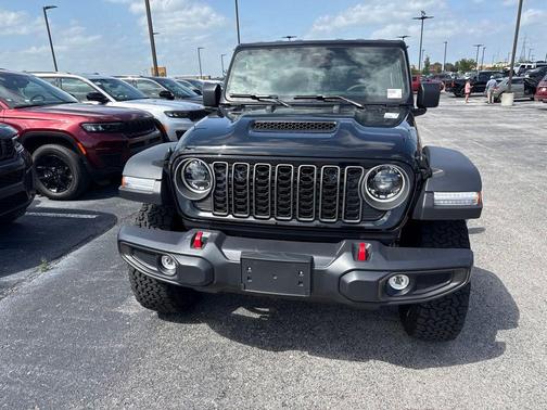 Black Clearcoat 2026 Jeep Wrangler Rubicon