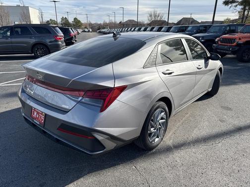2025 Hyundai ELANTRA HEV Blue