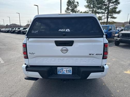 2023 Nissan Frontier SV