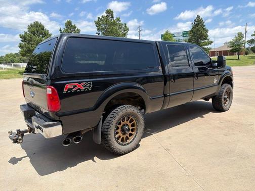 Shadow Black 2016 Ford F-250 Lariat