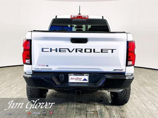 Summit White 2023 Chevrolet Colorado ZR2