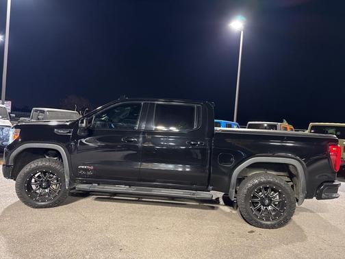 2019 GMC Sierra 1500 AT4