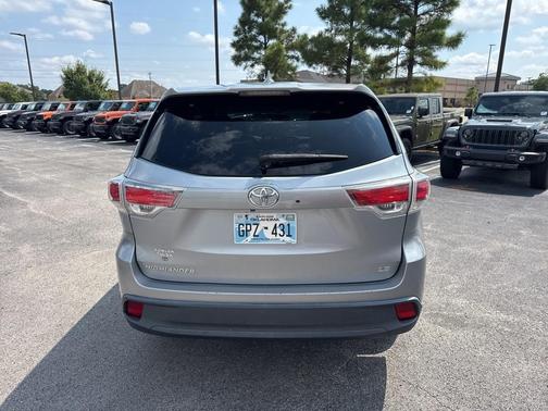2014 Toyota Highlander LE