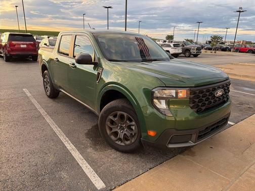 Green 2025 Ford Maverick XLT