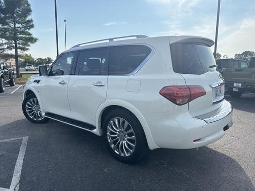2016 INFINITI QX80 Base