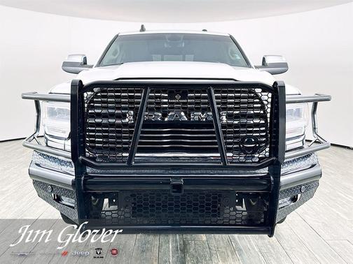Bright White Clearcoat 2022 RAM 2500 Laramie