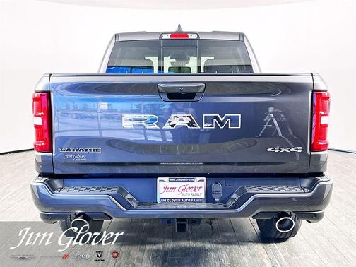 Granite Crystal Clearcoat Metallic 2026 RAM 1500 Laramie