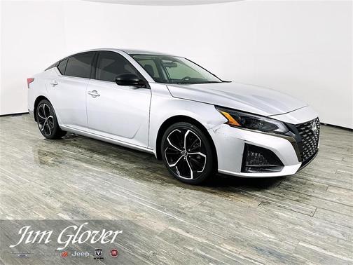 2023 Nissan Altima 2.5 SR