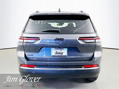 Metallic 2025 Jeep Grand Cherokee L Laredo