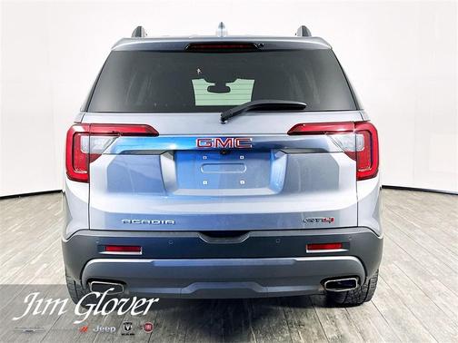 2022 GMC Acadia AT4