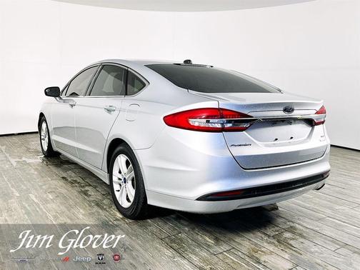 Ingot Silver 2018 Ford Fusion SE