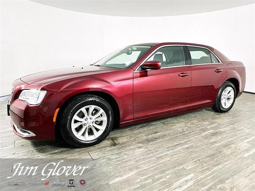 2023 Chrysler 300 Touring