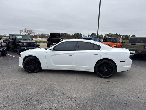 2012 Dodge Charger SE