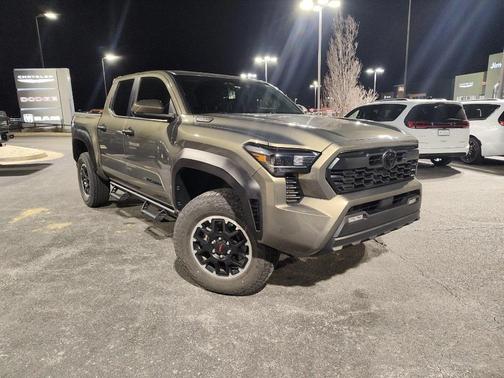 2024 Toyota Tacoma Hybrid TRD