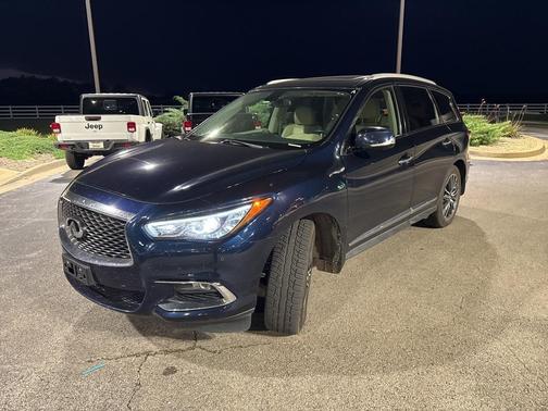 2017 INFINITI QX60 Base