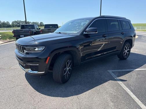 Diamond Black 2023 Jeep Grand Cherokee L Limited