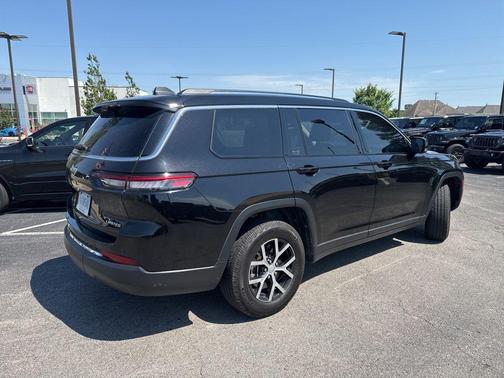 Diamond Black 2023 Jeep Grand Cherokee L Limited
