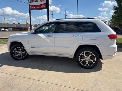 2019 Jeep Grand Cherokee Overland
