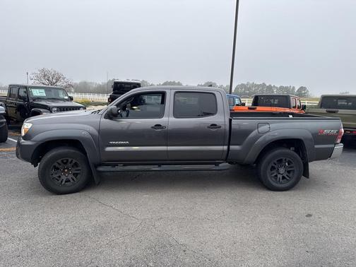 2015 Toyota Tacoma 
