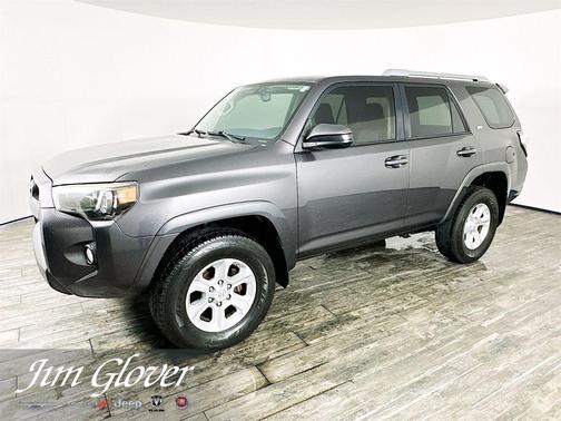 Magnetic Gray Metallic 2015 Toyota 4Runner SR5