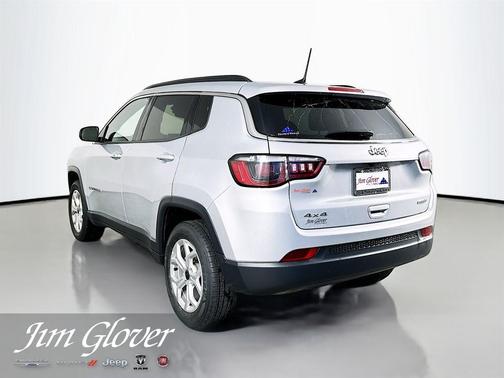 Silver Zynith 2025 Jeep Compass Latitude