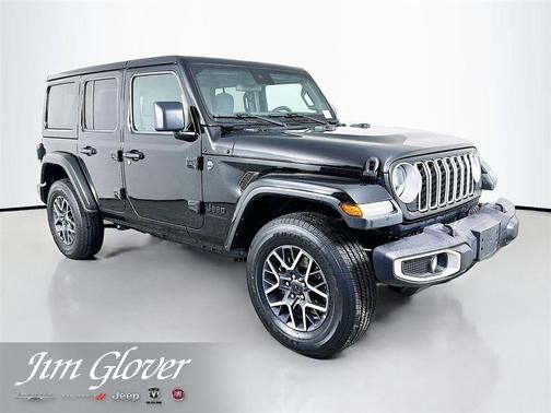 Black Clearcoat 2025 Jeep Wrangler Sahara