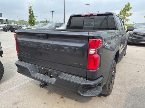 Dark Ash Metallic 2024 Chevrolet Silverado 1500 ZR2