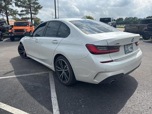 2019 BMW 330 i xDrive