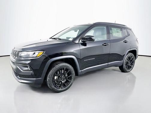 Diamond Black 2026 Jeep Compass Latitude