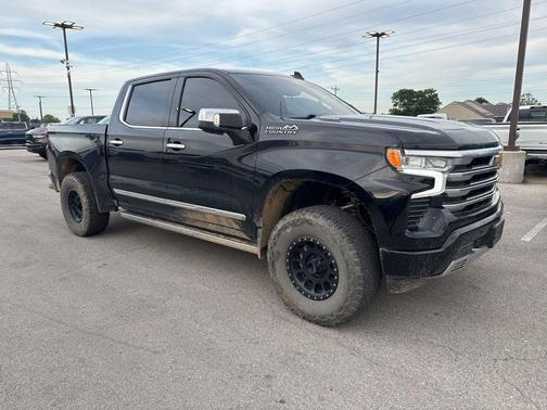 Black 2023 Chevrolet Silverado 1500 High Country