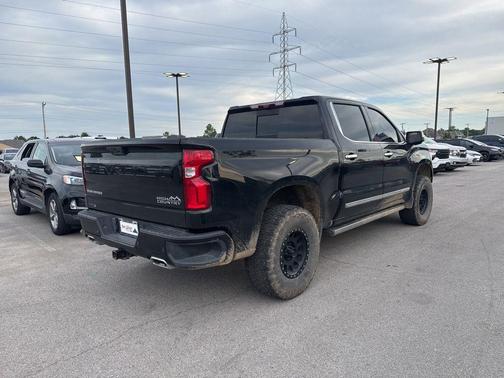 Black 2023 Chevrolet Silverado 1500 High Country