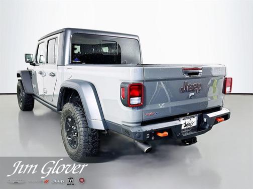 Sting Gray Clearcoat 2022 Jeep Gladiator Mojave