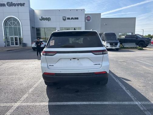 Bright White Clearcoat 2023 Jeep Grand Cherokee Limited