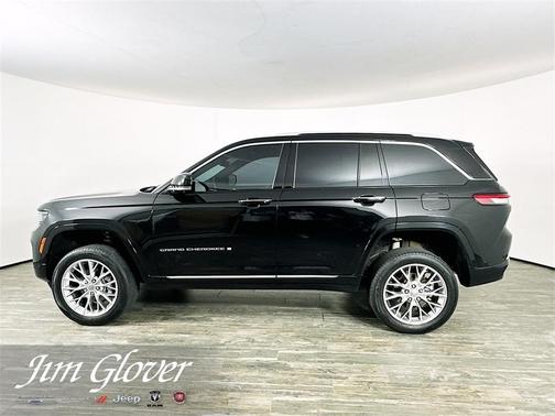 2022 Jeep Grand Cherokee Summit