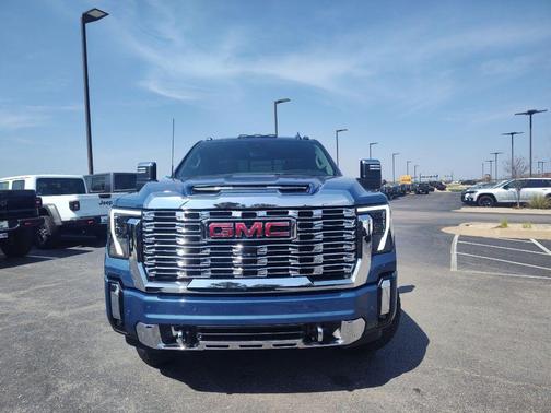 2024 GMC Sierra 2500 Denali